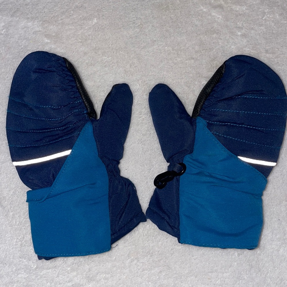 Toddler winter gloves